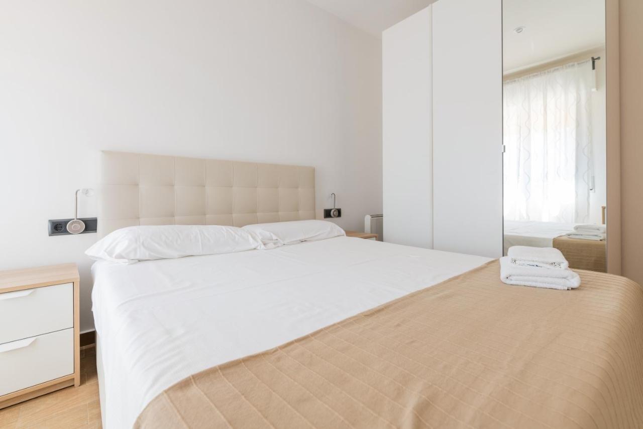 Maka beach apartment v Castelldefels Exteriör bild